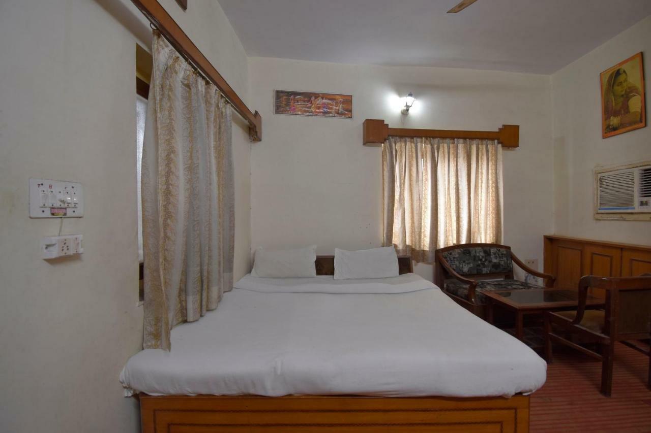 Spot On 47388 Dutta Guest House Bharatpur Exteriér fotografie